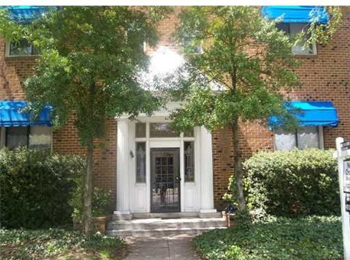 1915 Colonial Ave Unit 4, Norfolk, VA 23517 Condo for Rent in Norfolk