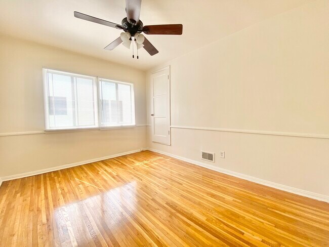 Foto del edificio - 443 N Spaulding Ave Los Angeles, CA 90036