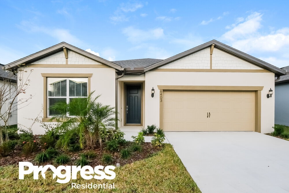 Foto principal - 6403 Bradford Woods Dr