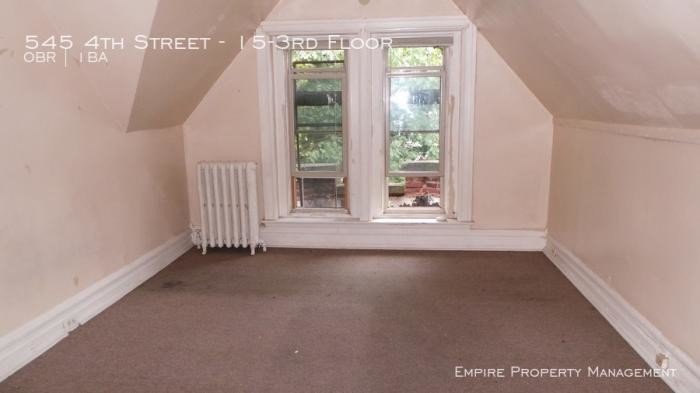 Foto del edificio - bedroom in Catasaqua PA 18032