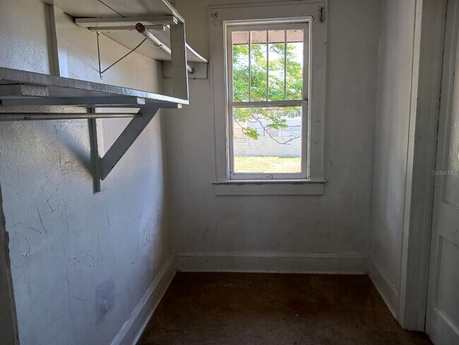 Foto del edificio - 720 6th St NE