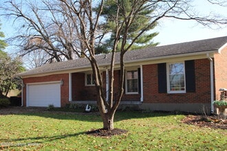 Building Photo - 3026 Kaye Lawn Dr