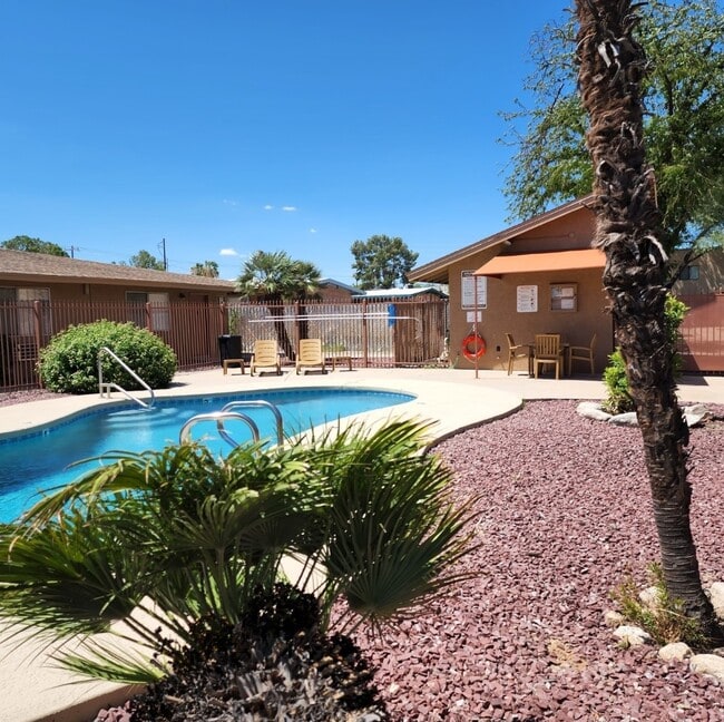 Catalina Country Studio Apts. - Catalina Country Studio Apartments
