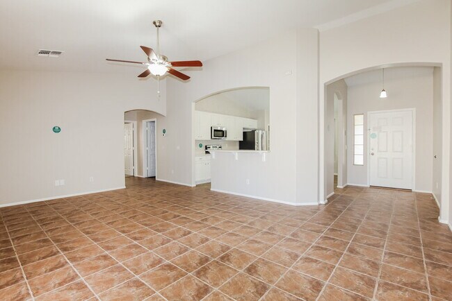 Foto del edificio - 14988 W Riviera Dr
