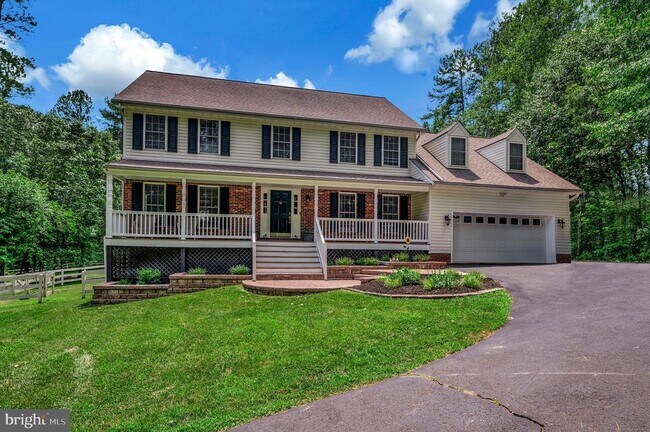 Foto del edificio - 8 Wilderness Ct
