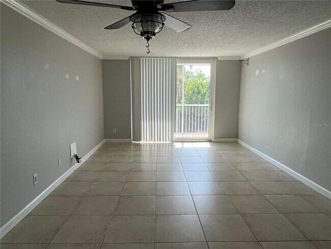 Building Photo - 2630 Coconut Bay Ln