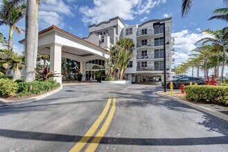 Building Photo - 2700 N Federal Hwy