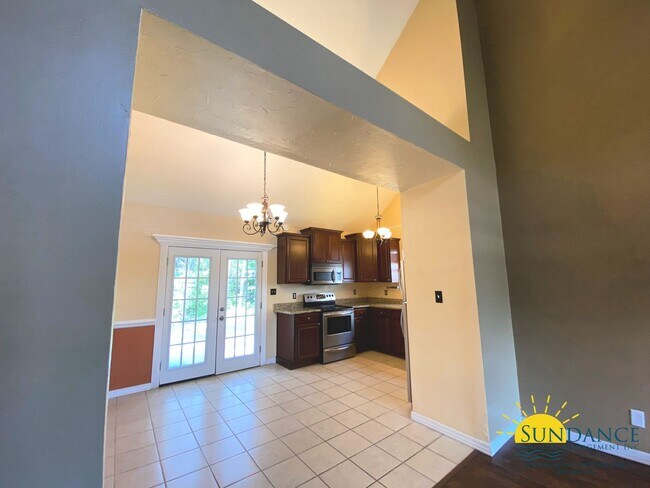 Building Photo - Beautiful 3 Bedroom Home in Willow Bend