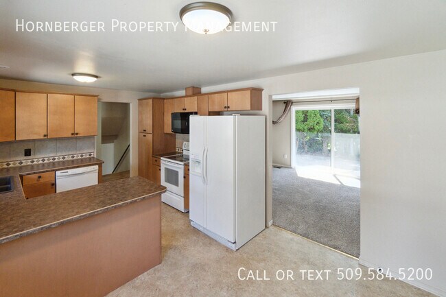 Building Photo - 3018 S University Rd