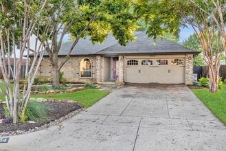 Building Photo - 3354 Summerfield Dr