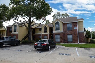 Building Photo - 8728 Mallard Reserve Dr