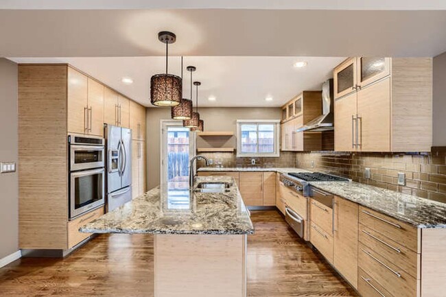 Building Photo - Beautiful Cherry Creek Home- Great Locatio...