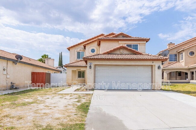 Building Photo - 249 Flicker Way