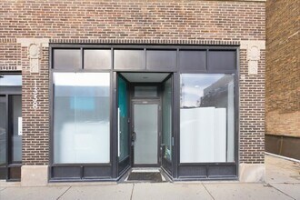 Building Photo - 1338 W Irving Park Rd