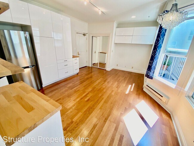 Building Photo - Studio, 1 bath House - 725 Pine Street #304