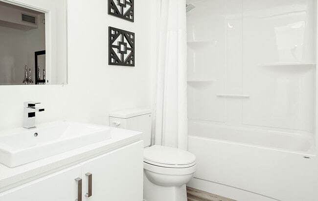 Photo du bâtiment - 570 Stradbrook