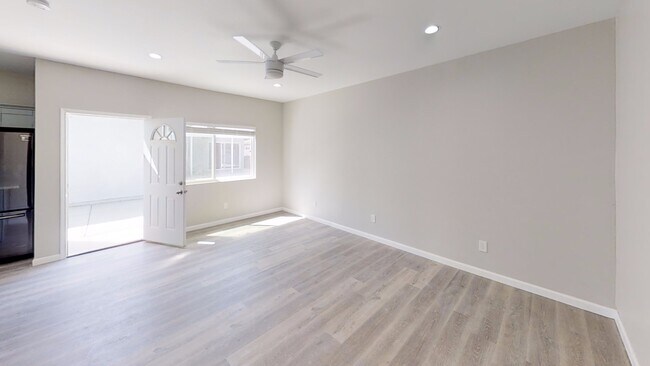 Foto del edificio - 5109 Ewing St