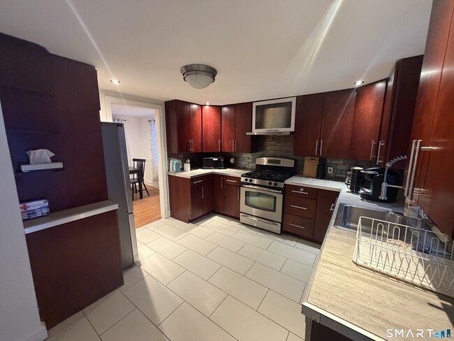 Building Photo - 130 Spring St