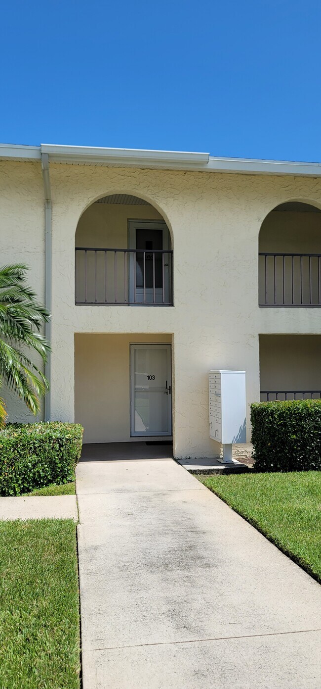 Photo - 1830 Robalo Dr Apartment