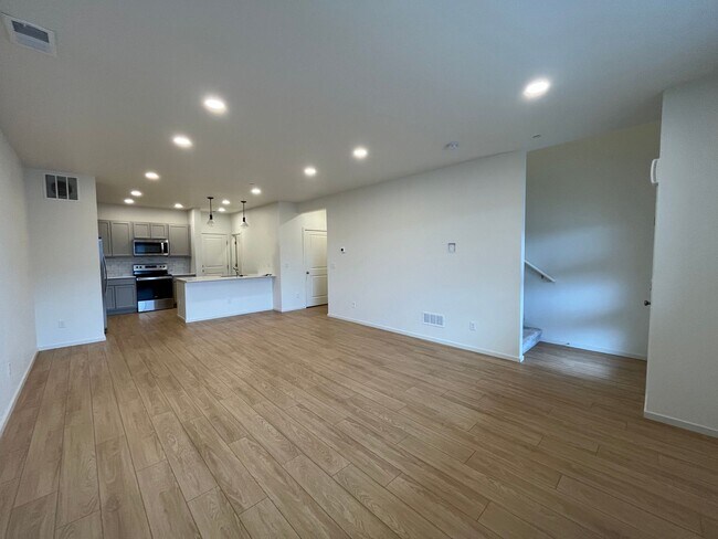 Foto del edificio - Beautiful New-Build Townhome in Greeley