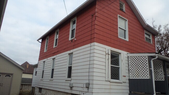 Foto del edificio - 839 Morton St