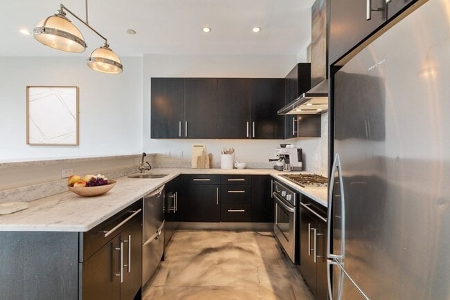 Building Photo - 36 A St