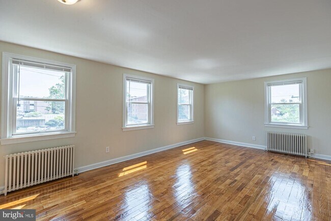 Foto del edificio - 2040 N Vermont St