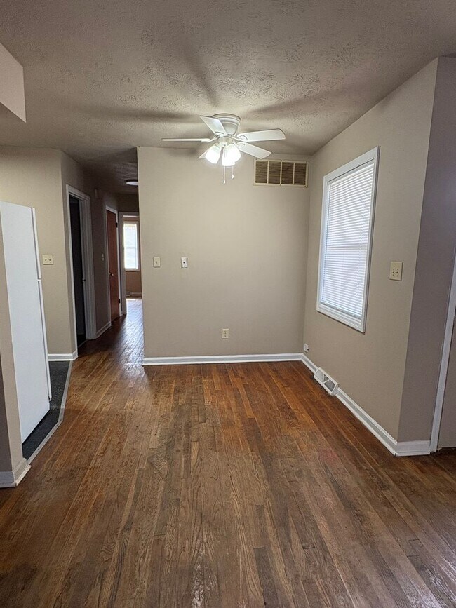 Foto del edificio - Ground Floor 2 bedroom Duplex - Winchester!
