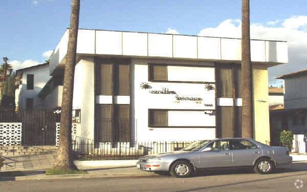 Building Photo - 5943 Carlton Way