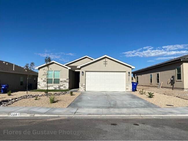 Building Photo - 2681 Silver Hawk Ave