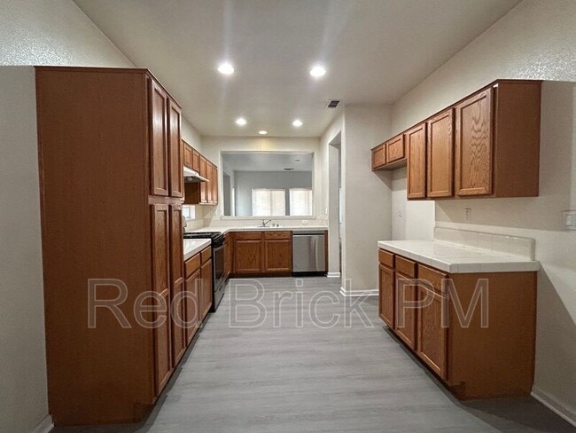 Photo - 3577 Santiago Ave House