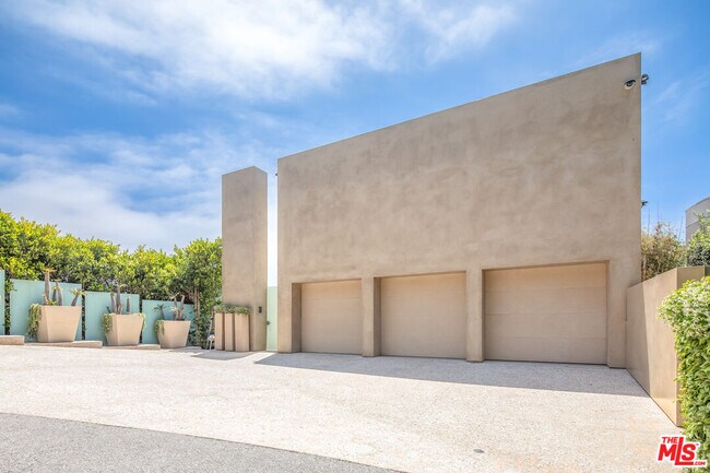 Foto del edificio - 31346 Broad Beach Rd