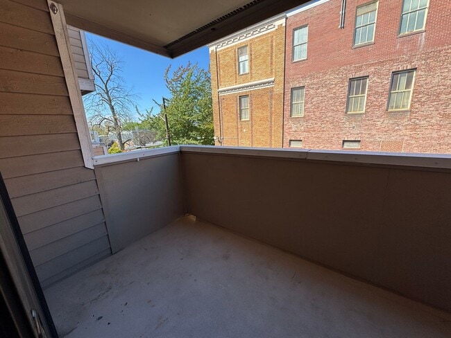 Interior Photo - Park Royal Apartments