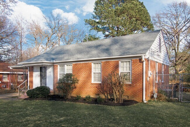 Foto del edificio - Newly Renovated 3BR/1B home in Whitehaven