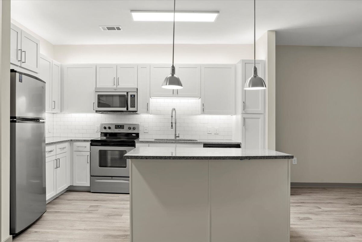 Cortland on Ponce 220 Ponce de Leon Decatur, GA Apartments for Rent