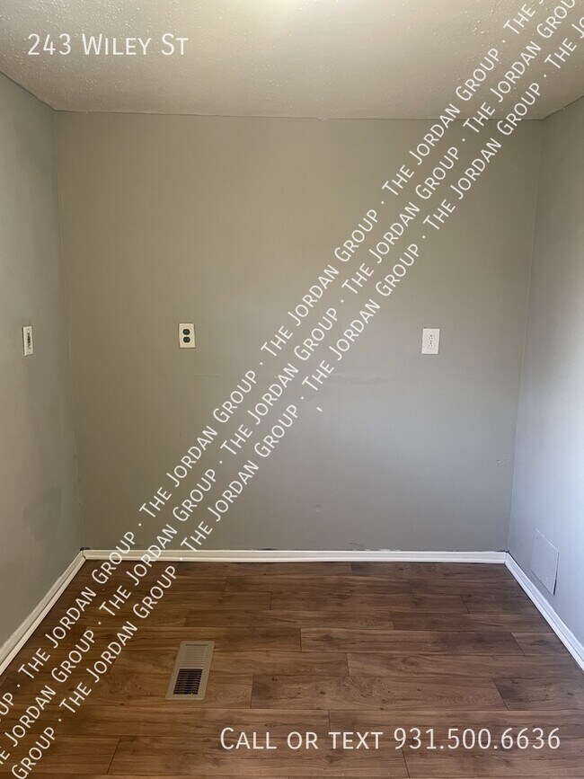 Foto del edificio - 243 Wiley St