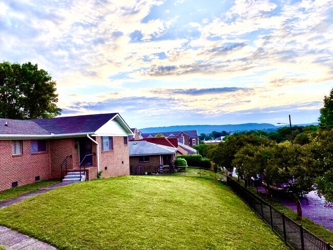 Foto del edificio - 812 Fortwood St