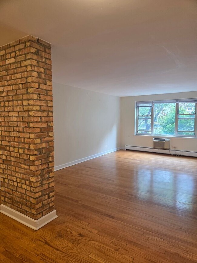 Photo - 1775 Highland Apartment