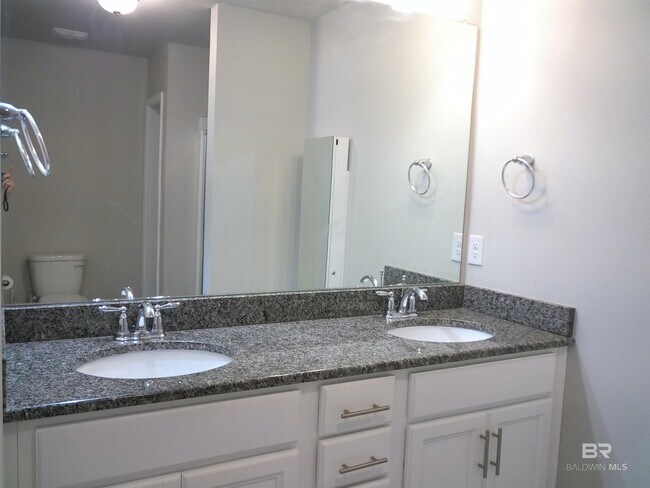 Foto del edificio - 25806 Pollard Rd