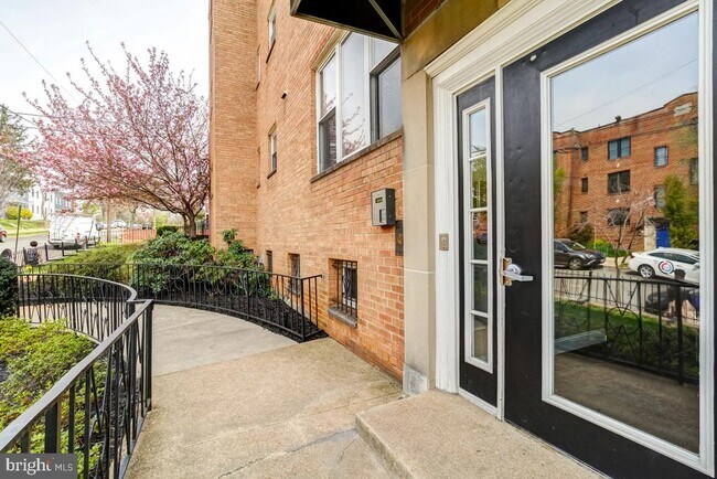 Foto del edificio - 401 Evarts St NE