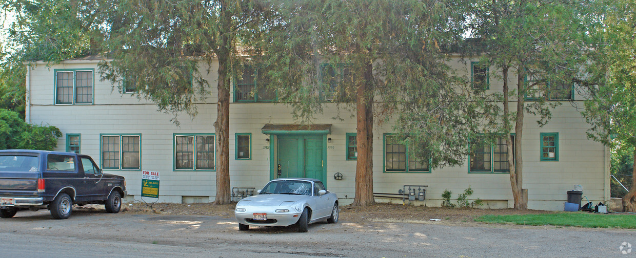 Building Photo - VILLAGE APARTMENT