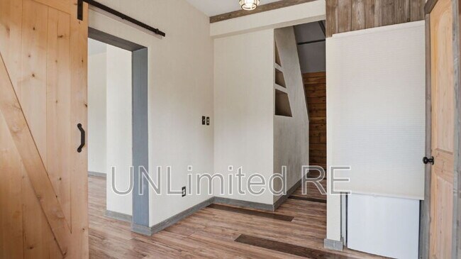 Foto del edificio - 4553 S Lake Mary Rd