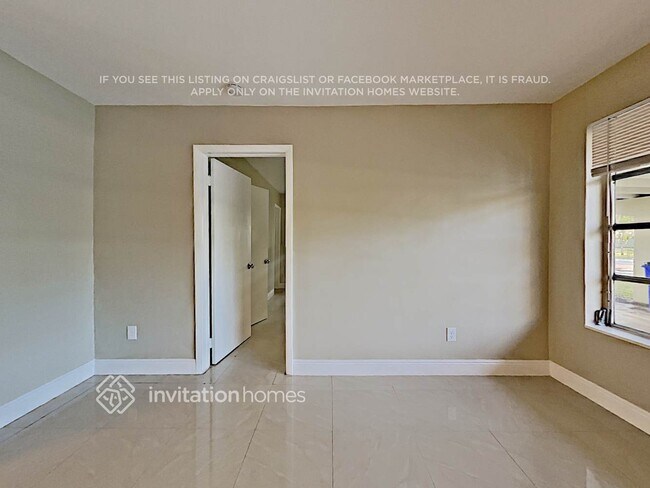 Foto del edificio - 5560 SW 7th Ct
