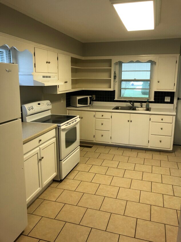 Foto principal - 1213 Ackers St SW