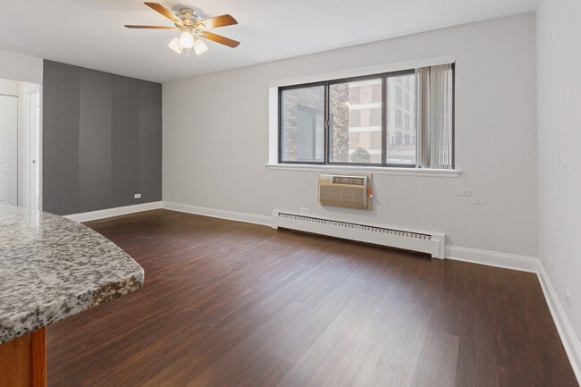 Foto del edificio - 5534 N Kenmore Ave