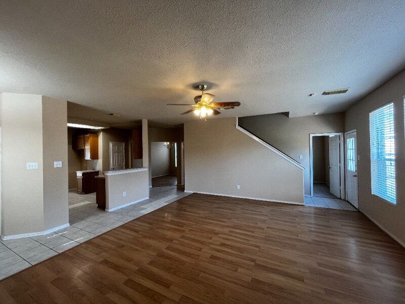 Foto principal - 19410 Maywood Falls Cir