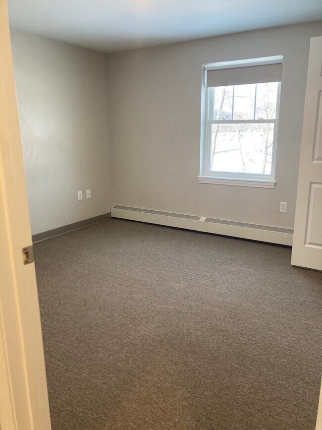 Foto del edificio - 95 Village St