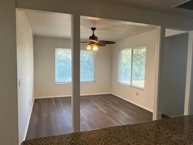 Foto del edificio - Spacious 3 Bedroom, 2 Bath Home for rent