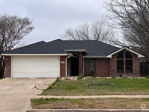 Building Photo - 4205 Bluestem Ln