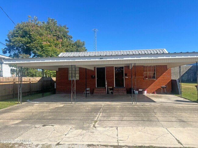 Foto del edificio - 307 Monroe St